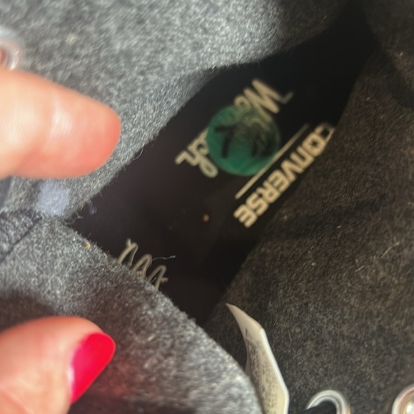 Unisex Converse Chuck Taylor All Star High plaid
Women’s 9.5 men’s 7.5 - Picture 12 of 12